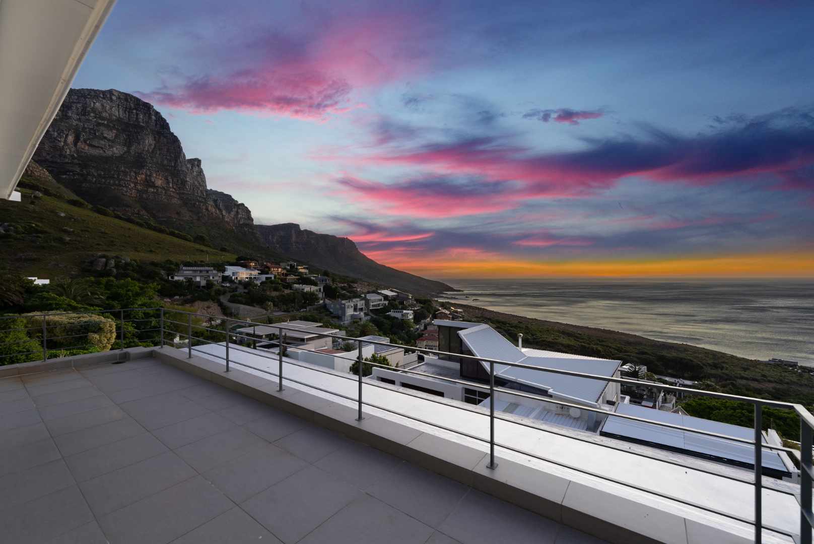 6 Bedroom Property for Sale in Camps Bay Western Cape